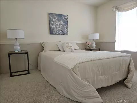 Bedroom - 1050 Ginger Cir, Corona, CA 92879 photo 5 of 9