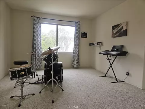 Bedroom - 1050 Ginger Cir, Corona, CA 92879 photo 9 of 9
