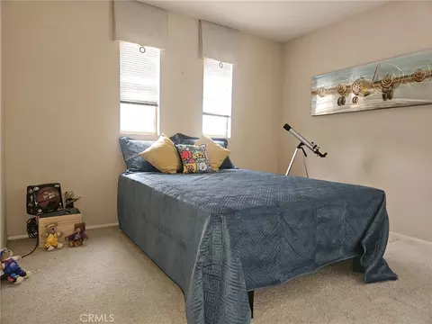 Bedroom - 1050 Ginger Cir, Corona, CA 92879 photo 6 of 9