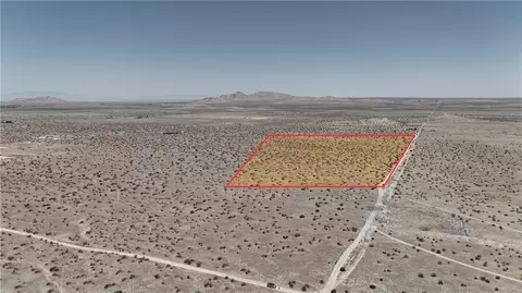 210 Largo Vis, Black Butte, CA 93591