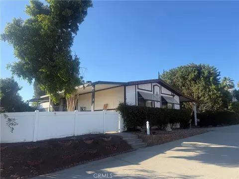 15181 Van Buren #256, Riverside, CA 92504