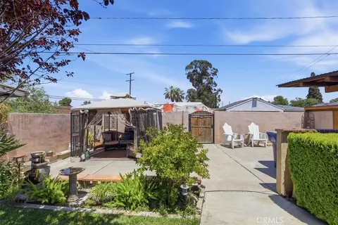 Exterior - 2041 Blenheim, Riverside, CA 92507 photo 13 of 19