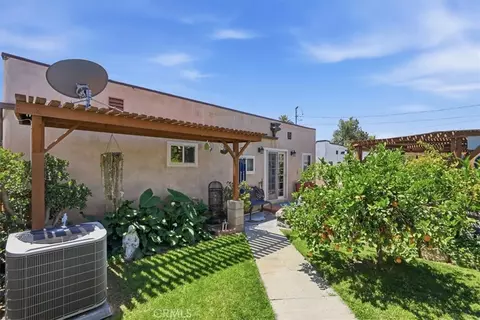Exterior - 2041 Blenheim, Riverside, CA 92507 photo 7 of 19