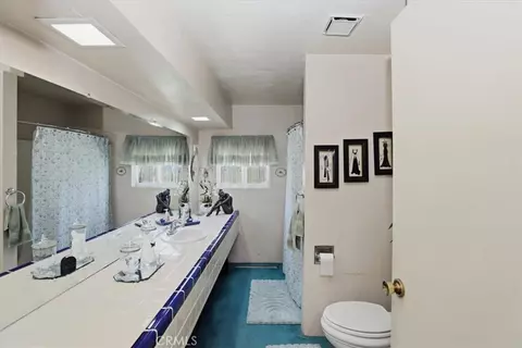 Bath - 2041 Blenheim, Riverside, CA 92507 photo 1 of 2