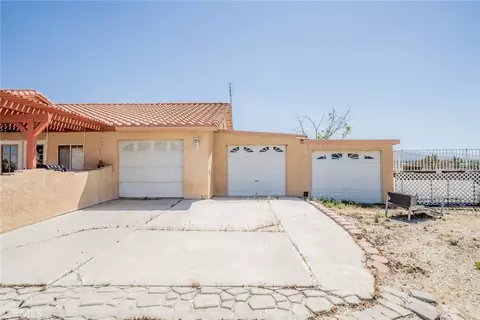 Exterior - 12274 Mountain, Pinon Hills, CA 92372 photo 8 of 11