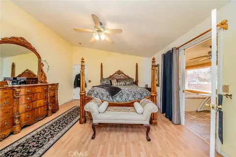 Bedroom - 12274 Mountain, Pinon Hills, CA 92372 photo 5 of 5