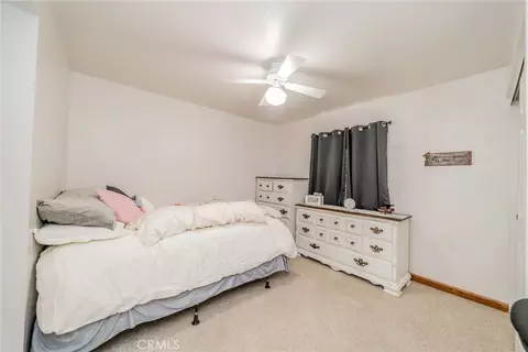 Bedroom - 12274 Mountain, Pinon Hills, CA 92372 photo 1 of 5