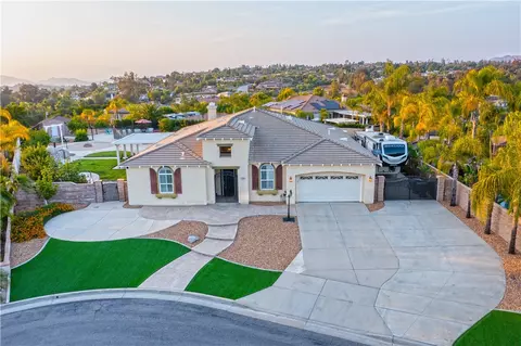 1253 Viento Ct, Riverside, CA 92508