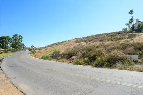 16527 Canyon Ridge Dr, Riverside, CA 92503