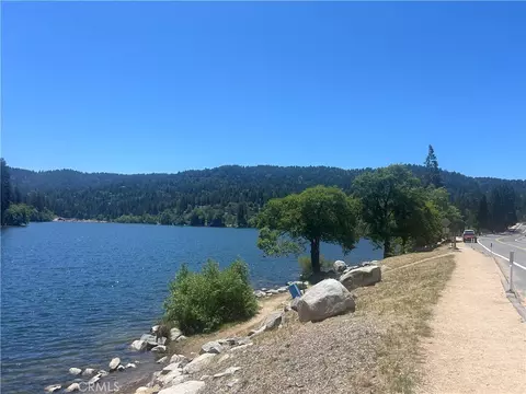 View/Area - 518 Acacia, Crestline, CA 92325 photo 1 of 3