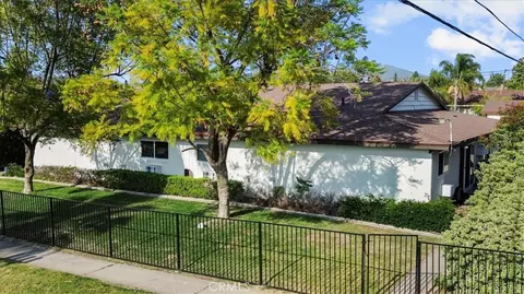Exterior - 1002 Lombard Dr, Redlands, CA 92374 photo 2 of 4