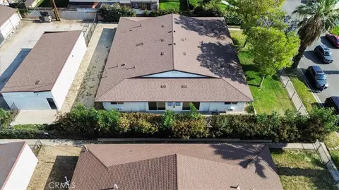 View/Area - 1002 Lombard Dr, Redlands, CA 92374 photo 2 of 9