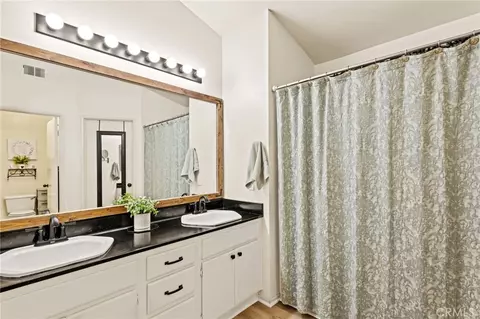 Bath - 7615 Canberra Way, Riverside, CA 92508 photo 2 of 3