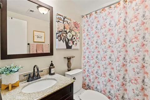 Bath - 7615 Canberra Way, Riverside, CA 92508 photo 1 of 3