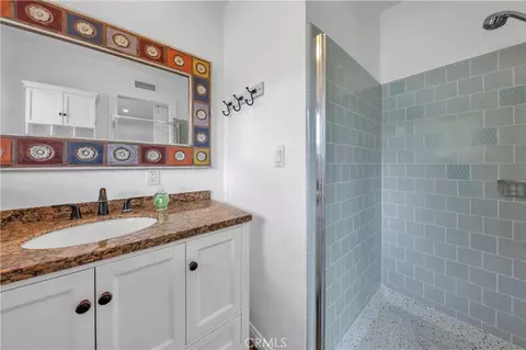 Bath - 1108 Fletcher, Redlands, CA 92373 photo 2 of 3