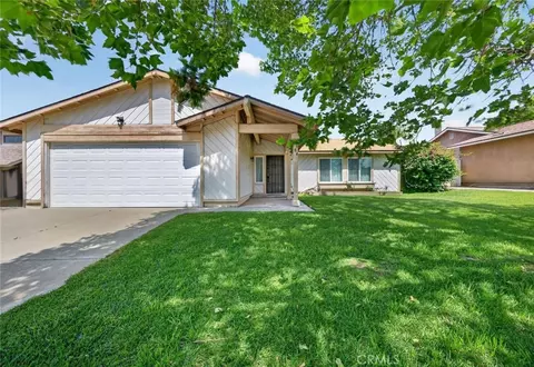 5884 Cassandra Dr, San Bernardino, CA 92407