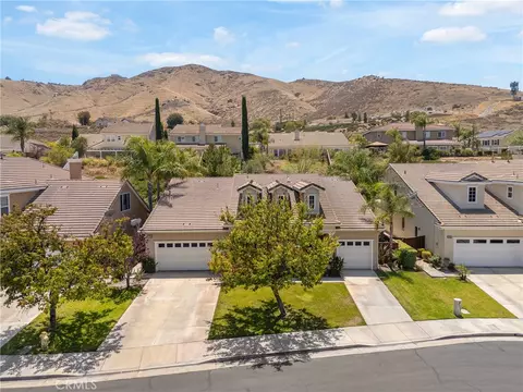 View/Area - 17059 Noble Vw, Riverside, CA 92503 photo 6 of 8