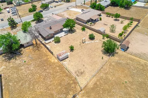 View/Area - 8216 Buckthorn, Hesperia, CA 92345 photo 11 of 19