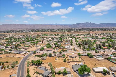 View/Area - 8216 Buckthorn, Hesperia, CA 92345 photo 16 of 19
