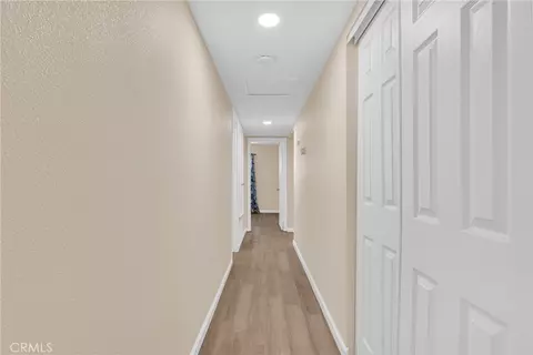 Entry Way - 8216 Buckthorn, Hesperia, CA 92345 photo 2 of 2