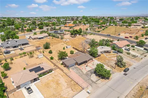 View/Area - 8216 Buckthorn, Hesperia, CA 92345 photo 9 of 19
