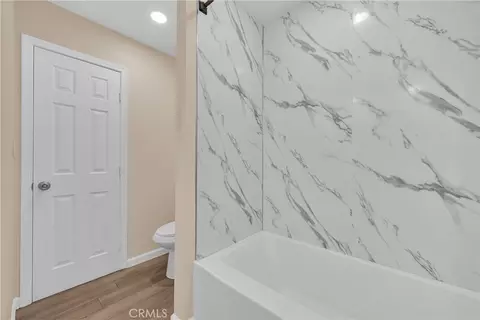 Bath - 8216 Buckthorn, Hesperia, CA 92345 photo 4 of 4