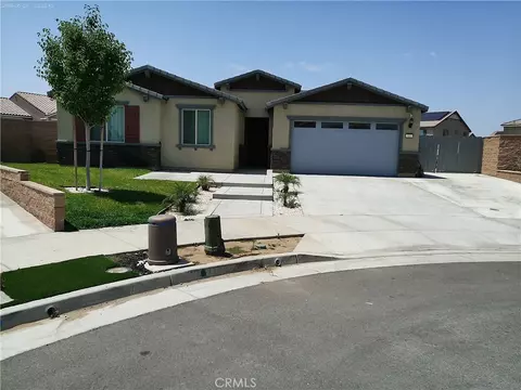 760 Torrey Ct, Perris, CA 92571