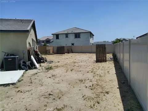 Exterior - 760 Torrey Ct, Perris, CA 92571 photo 8 of 9