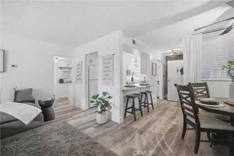 6979 Palm Ct Apt 117f Ct, Riverside, CA 92506