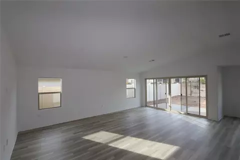 Living - 1518 Beacon Dr, Beaumont, CA 92223 photo 2 of 2