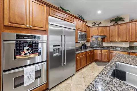 Kitchen - 12816 Windstar Dr, Rancho Cucamonga, CA 91739 photo 4 of 5