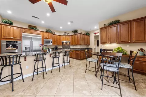 Kitchen - 12816 Windstar Dr, Rancho Cucamonga, CA 91739 photo 5 of 5