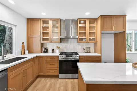 Kitchen - 1444 Cambridge Ave, Redlands, CA 92374 photo 2 of 3