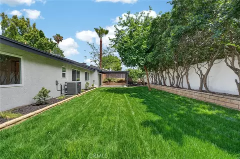 Exterior - 1444 Cambridge Ave, Redlands, CA 92374 photo 5 of 6