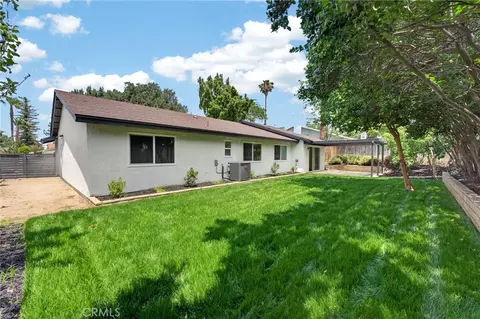 Exterior - 1444 Cambridge Ave, Redlands, CA 92374 photo 6 of 6