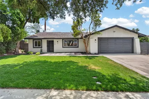 1444 Cambridge Ave, Redlands, CA 92374