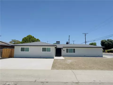 1138 Valley St, Visalia, CA 93277