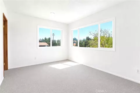 Bedroom - 7008 Summit Vly, Hesperia, CA 92345 photo 5 of 8