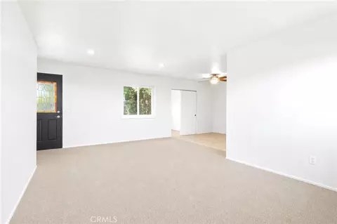 Living - 7008 Summit Vly, Hesperia, CA 92345 photo 2 of 3