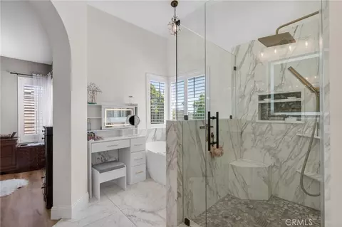 Bath - 8929 Barton St, Riverside, CA 92508 photo 3 of 6
