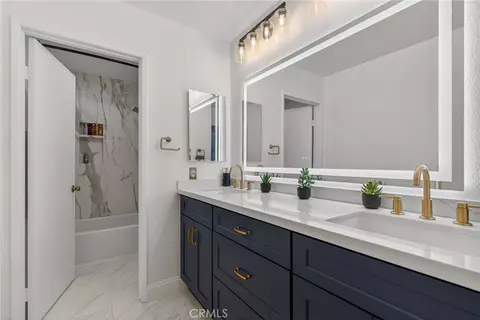 Bath - 8929 Barton St, Riverside, CA 92508 photo 6 of 6