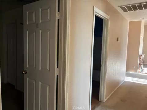 Entry Way - 11906 Apatite Ave, Hesperia, CA 92345 photo 2 of 2