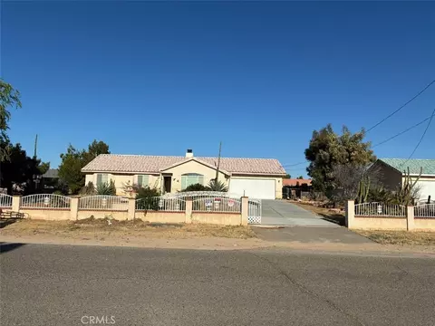 Exterior - 11906 Apatite Ave, Hesperia, CA 92345 photo 2 of 5
