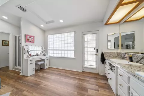 Entry Way - 14576 Mast Ln, Helendale, CA 92342 photo 3 of 3