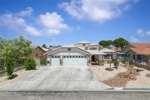 14576 Mast Ln, Helendale, CA 92342