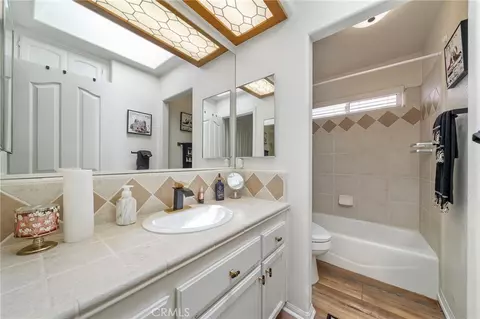 Bath - 14576 Mast Ln, Helendale, CA 92342 photo 1 of 2