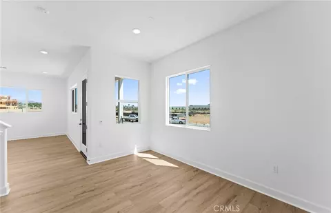 Entry Way - 756 Gadwall, Irvine, CA 92618 photo 4 of 5
