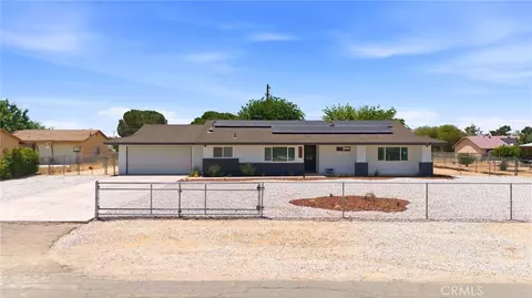 12348 Omak Rd, Apple Valley, CA 92308