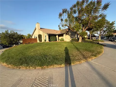 344 Elkhorn Ln, Escondido, CA 92026