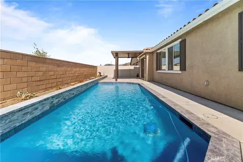 Exterior - 760 Kuchar St, Perris, CA 92571 photo 6 of 8
